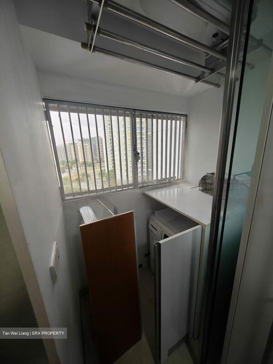 SilverSea (D15), Condominium #453947641